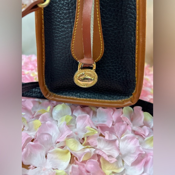 Dooney & Bourke Black Peppled Tan Leather Satchel Hand Bag - Picture 7 of 13